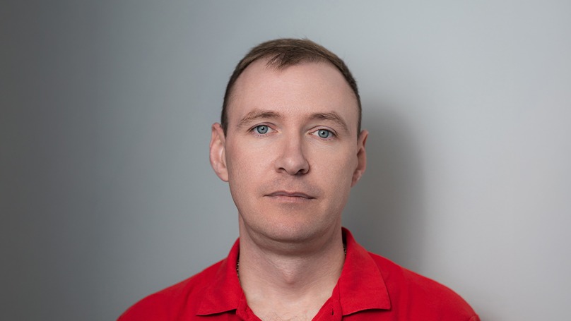 Бурʼянський Сергій Миколайович — водій медичного транспорту MedVak